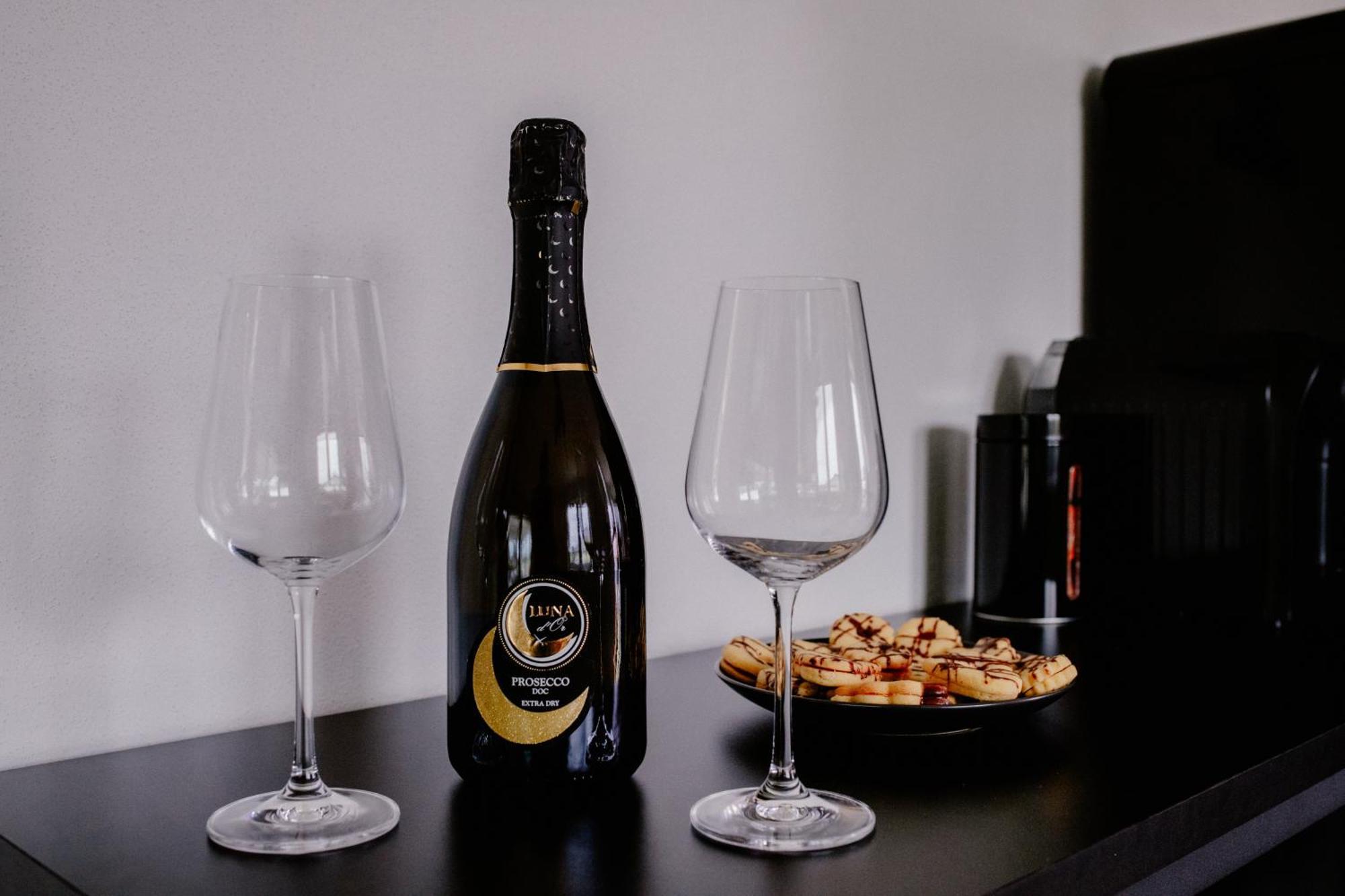 Apartment Fratello Šoporňa Bagian luar foto