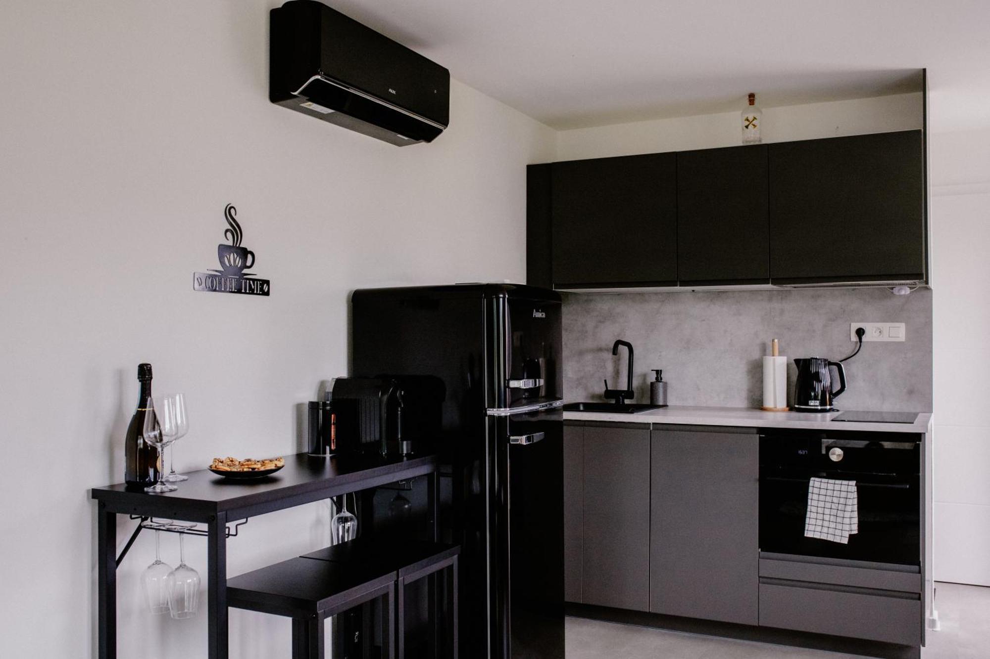 Apartment Fratello Šoporňa Bagian luar foto